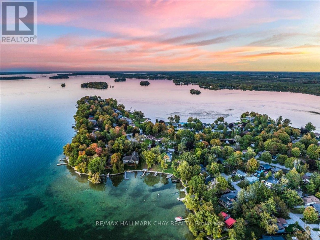 668 BROADVIEW AVENUE, 