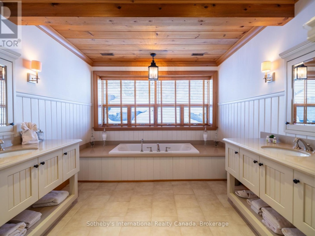 92 THE INN ROAD, Manitouwabing Lake
