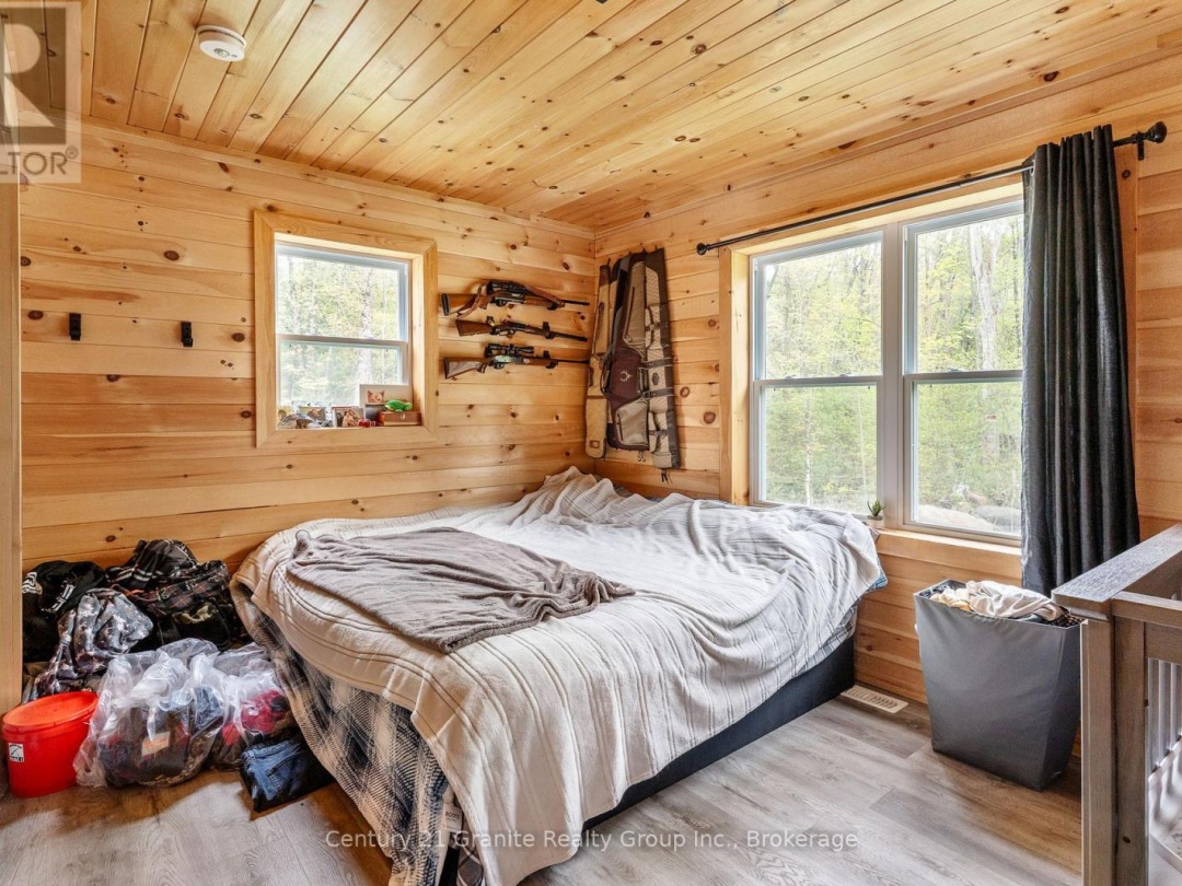 10498 HIGHWAY 118, Algonquin Highlands (Stanhope)