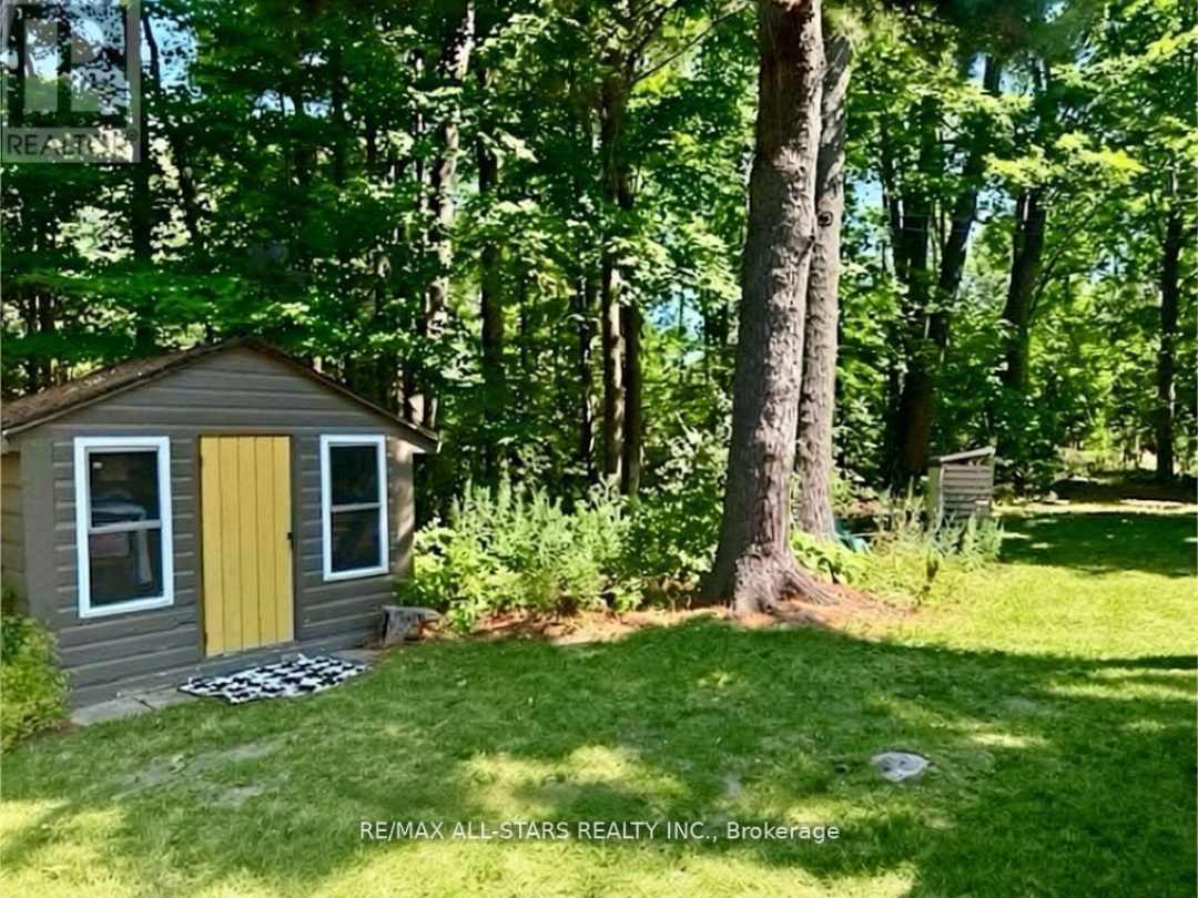 29 STINSONS BAY ROAD, Sturgeon Lake