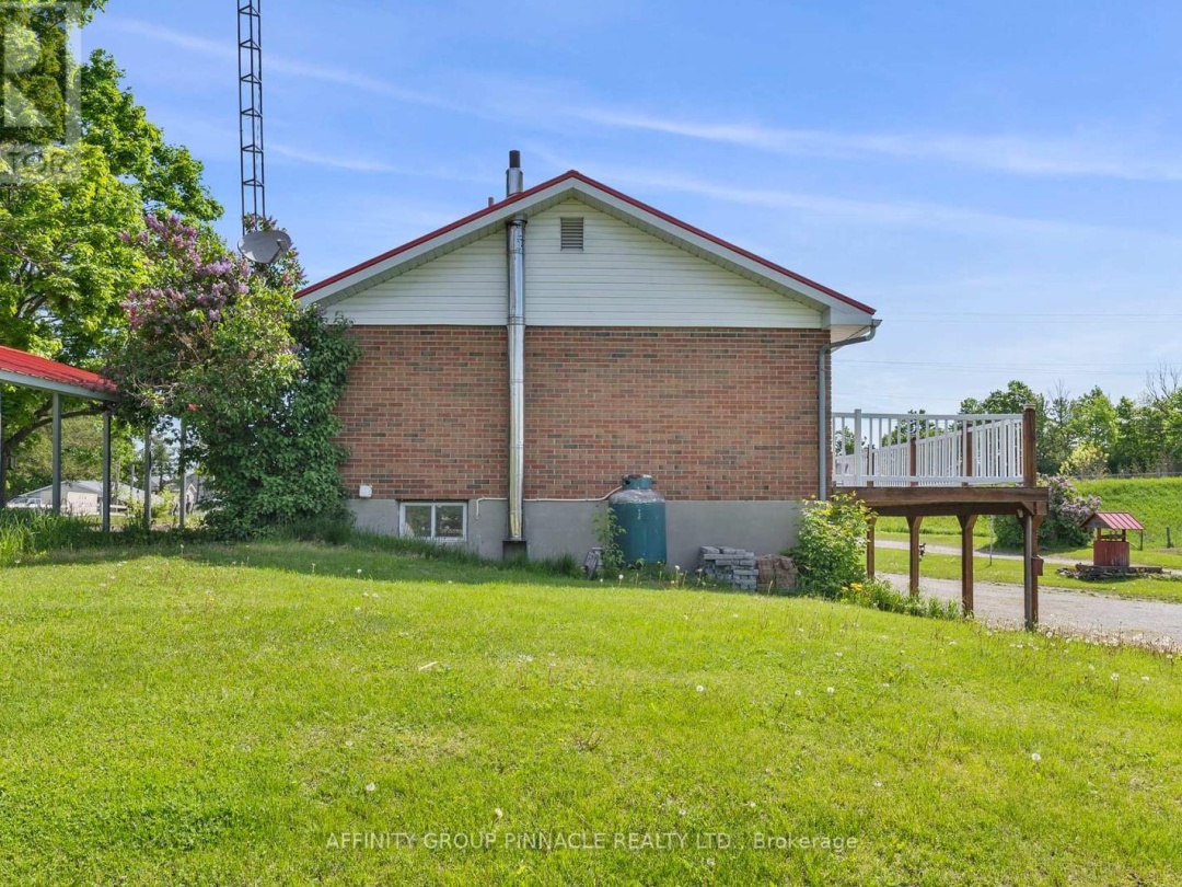 572 COUNTY RD 8 ROAD, Kawartha Lakes (Verulam)