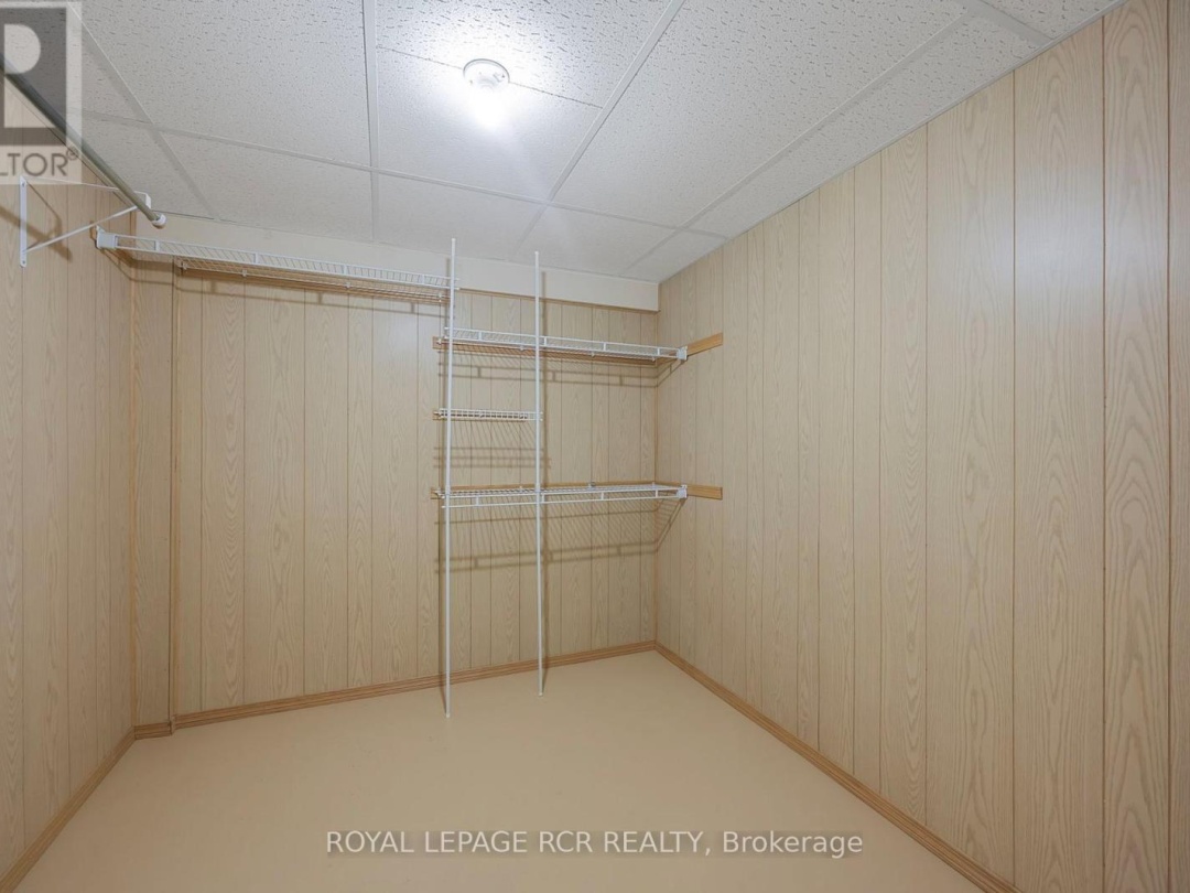 150 HEDGEWOOD LANE, 