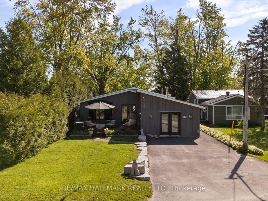 95 LAKE AVENUE, Lake Simcoe