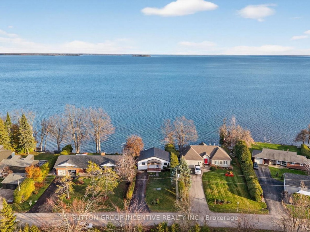 211 MOON POINT DRIVE, Lake Simcoe