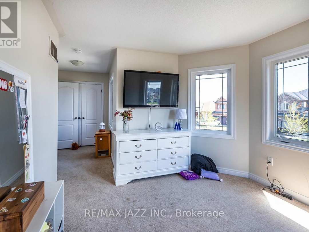38 POLLOCK AVENUE, Brock (Beaverton)