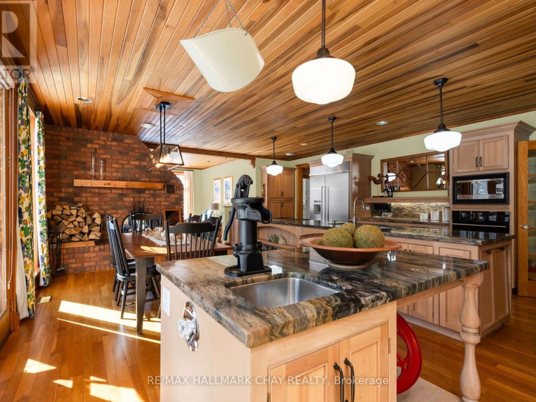 3778 VASEY ROAD, Tay