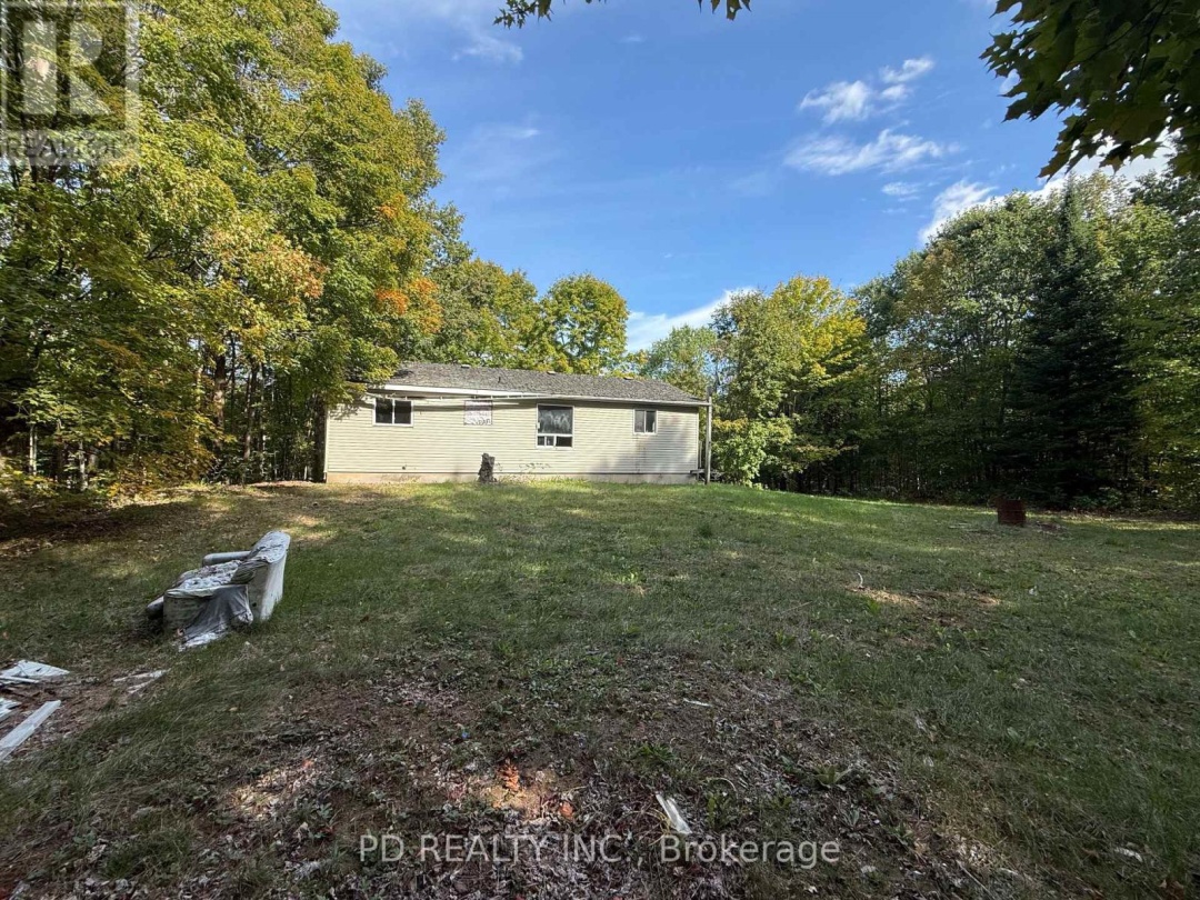 5840 LOWANDA LANE, 