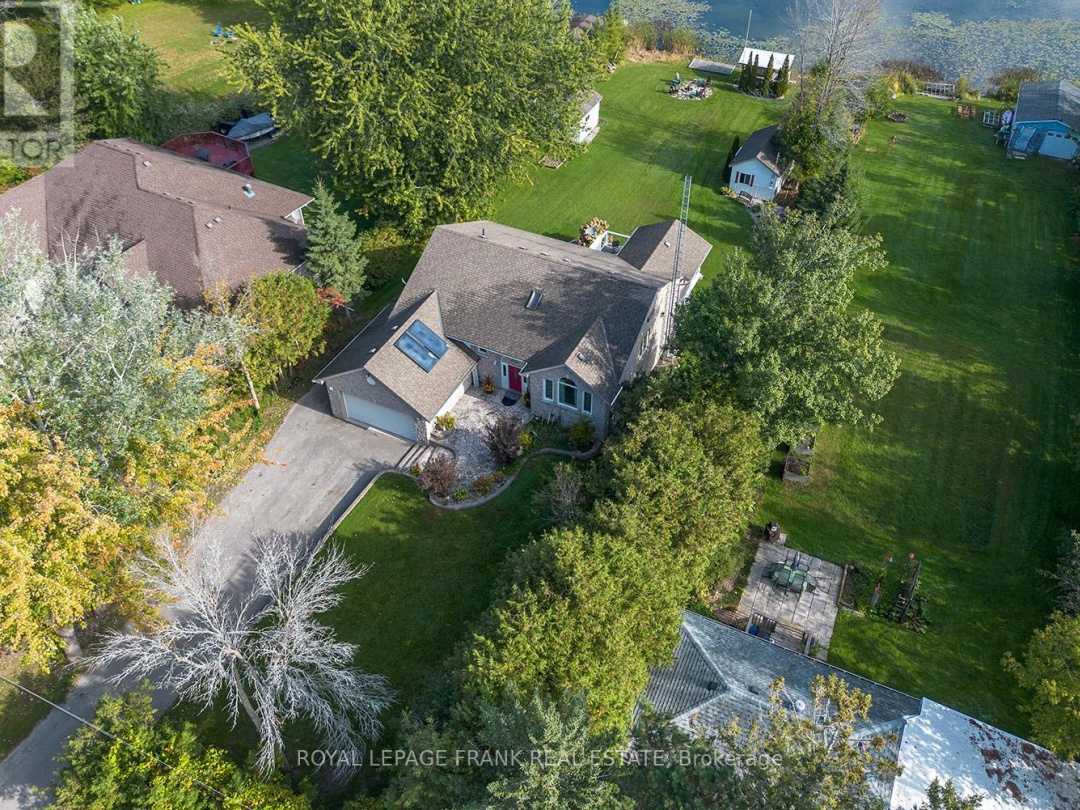 25 Shelley Drive, Scugog Lake