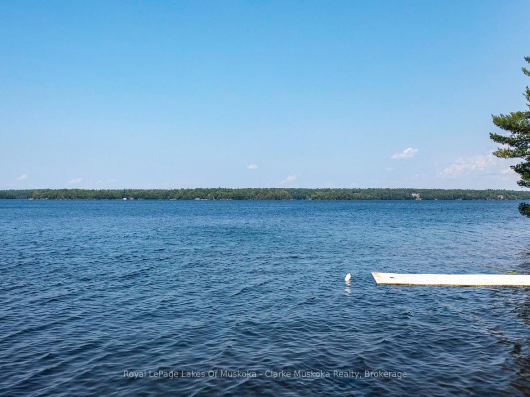 185 WOODLAND TRAIL, Gloucester Pool