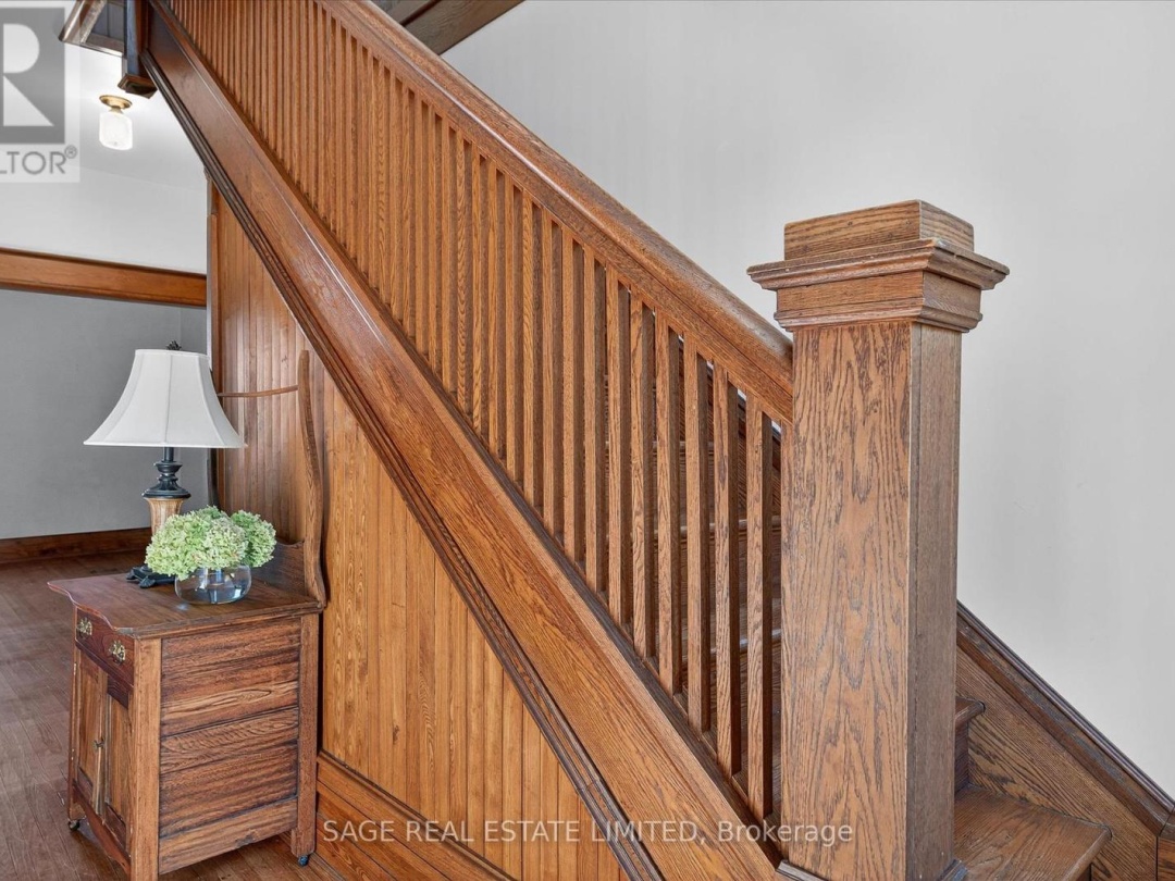 33 JOHN STREET, Kawartha Lakes (Bobcaygeon)