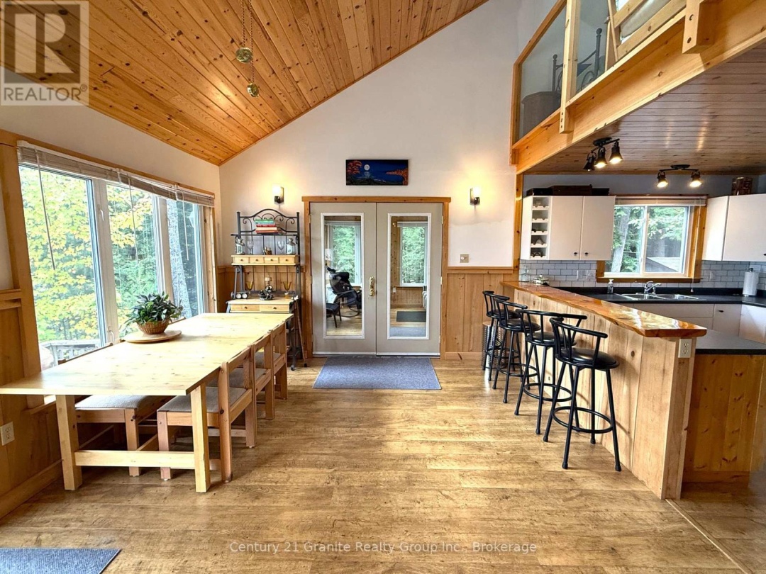 1773 BLUE HERON ROAD, Redstone Lake