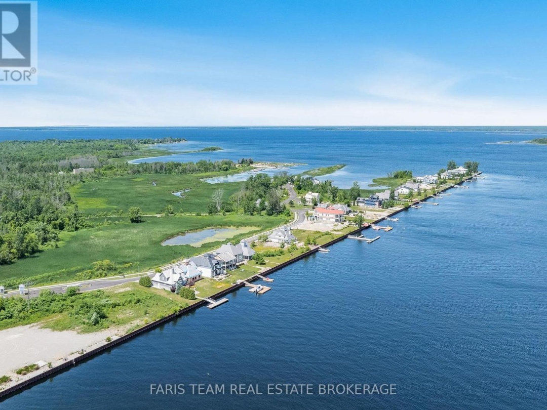 7 DOCK LANE, Georgian Bay