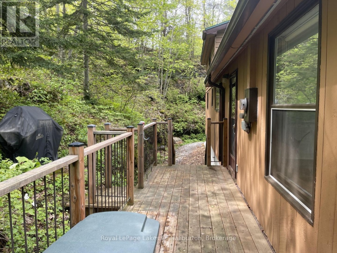 1029 CAM-WALT TRAIL, Gull Lake