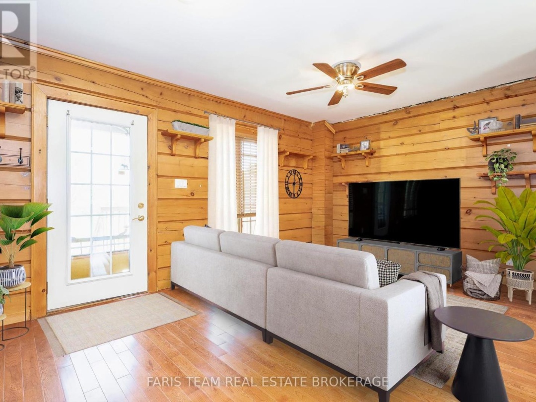 1309 LAUGHLIN FALLS ROAD, 