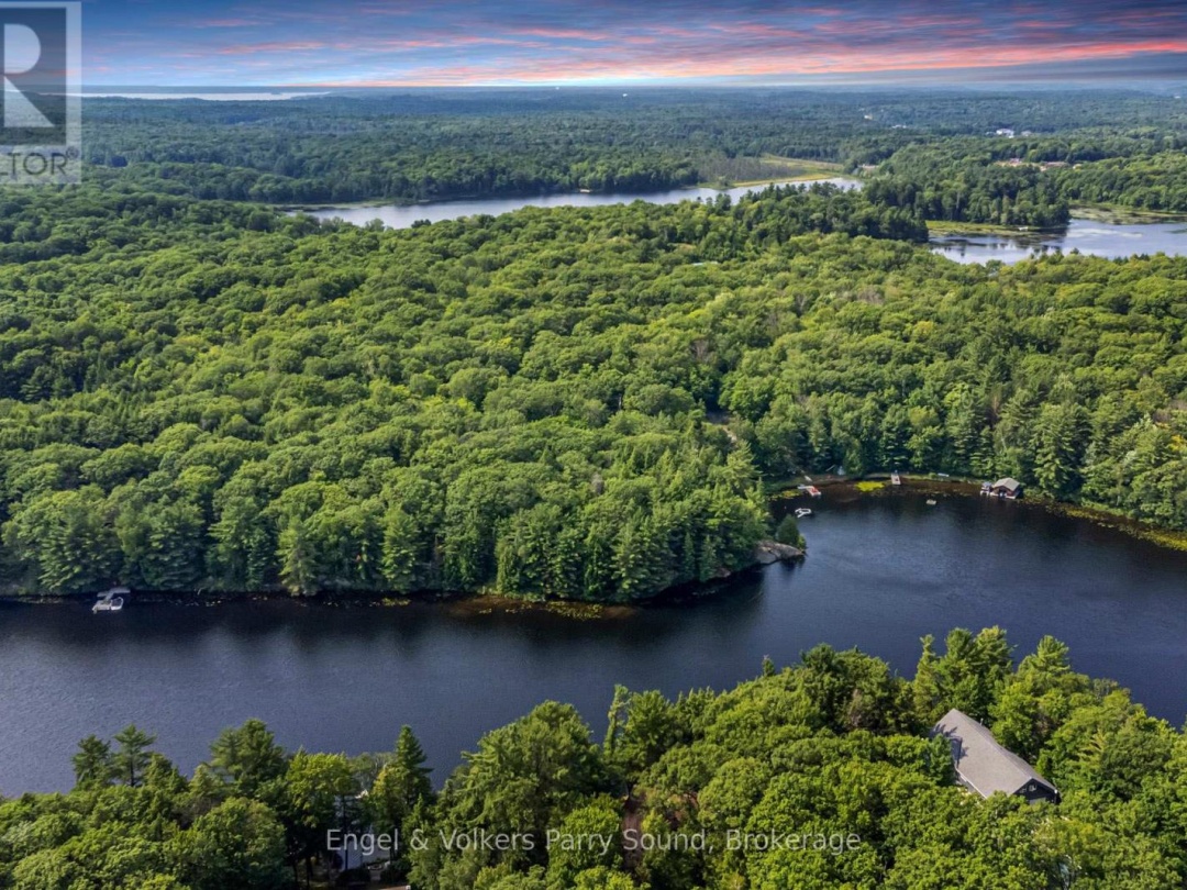 16 GILES ROAD, Otter Lake