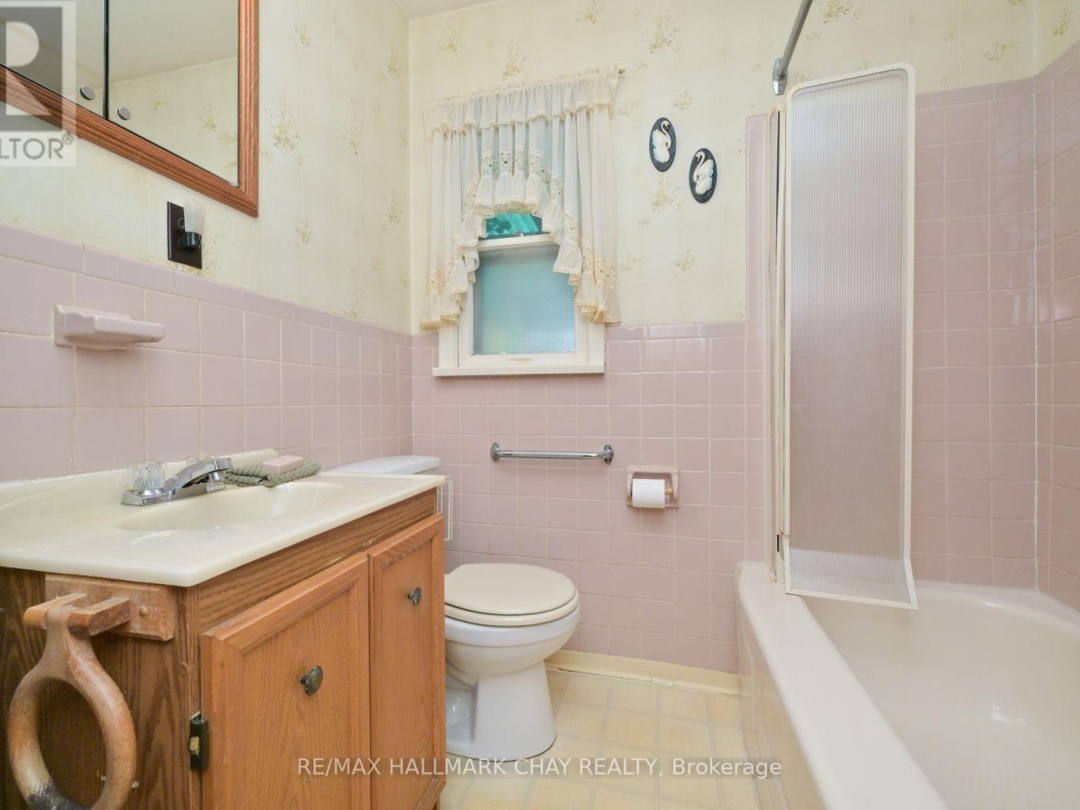 20 LEACH STREET, 