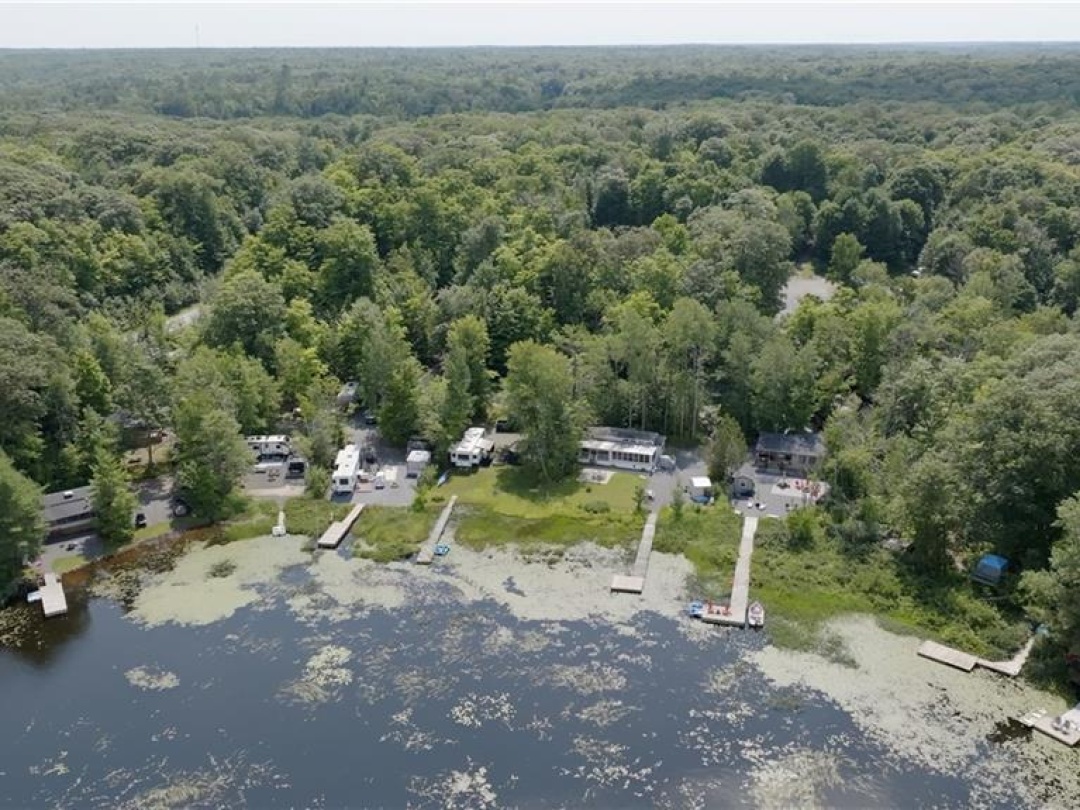 105 BLUE LAKE Road Unit# RL88, Linger Long Lake