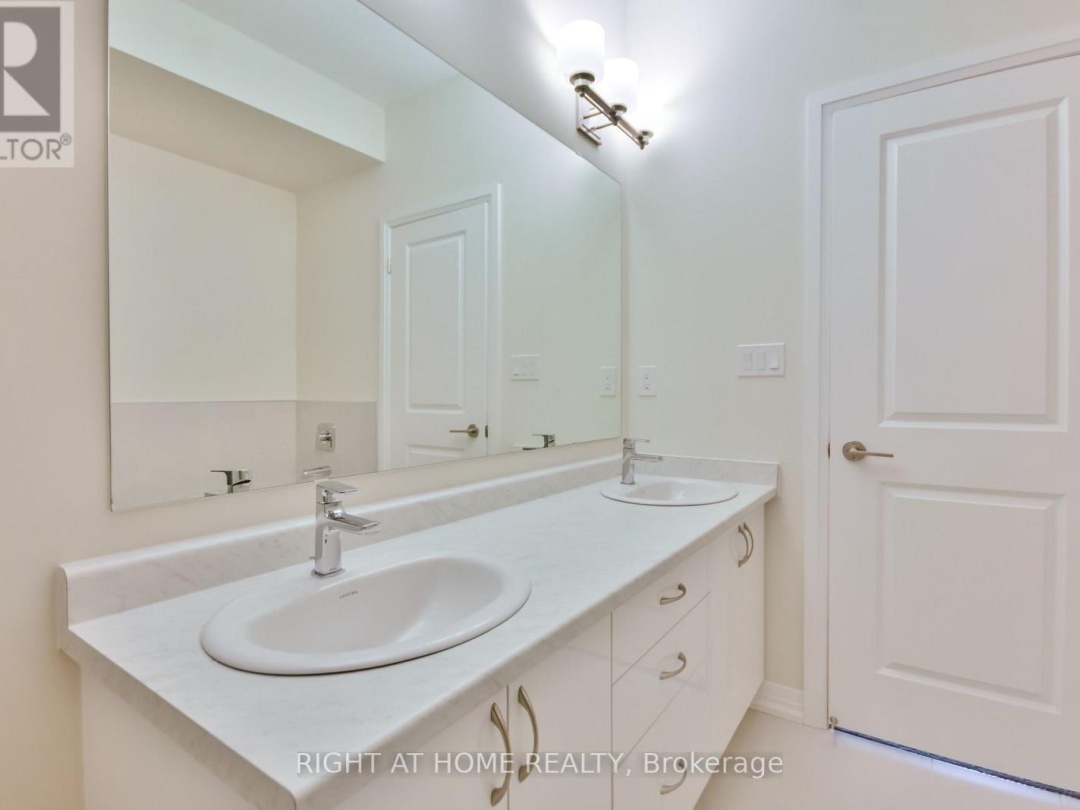 3056 SANDY ACRS AVENUE, Severn (West Shore)
