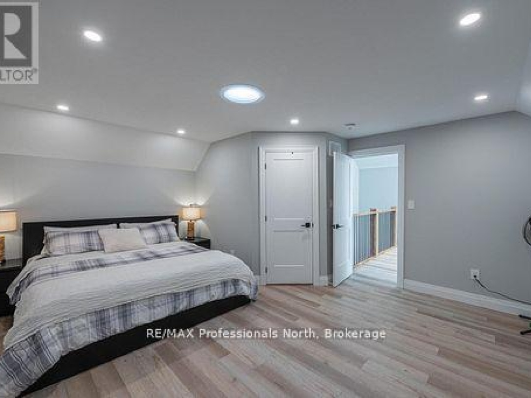 1677 HOSPITALITY ROAD, Minden Hills (Snowdon)