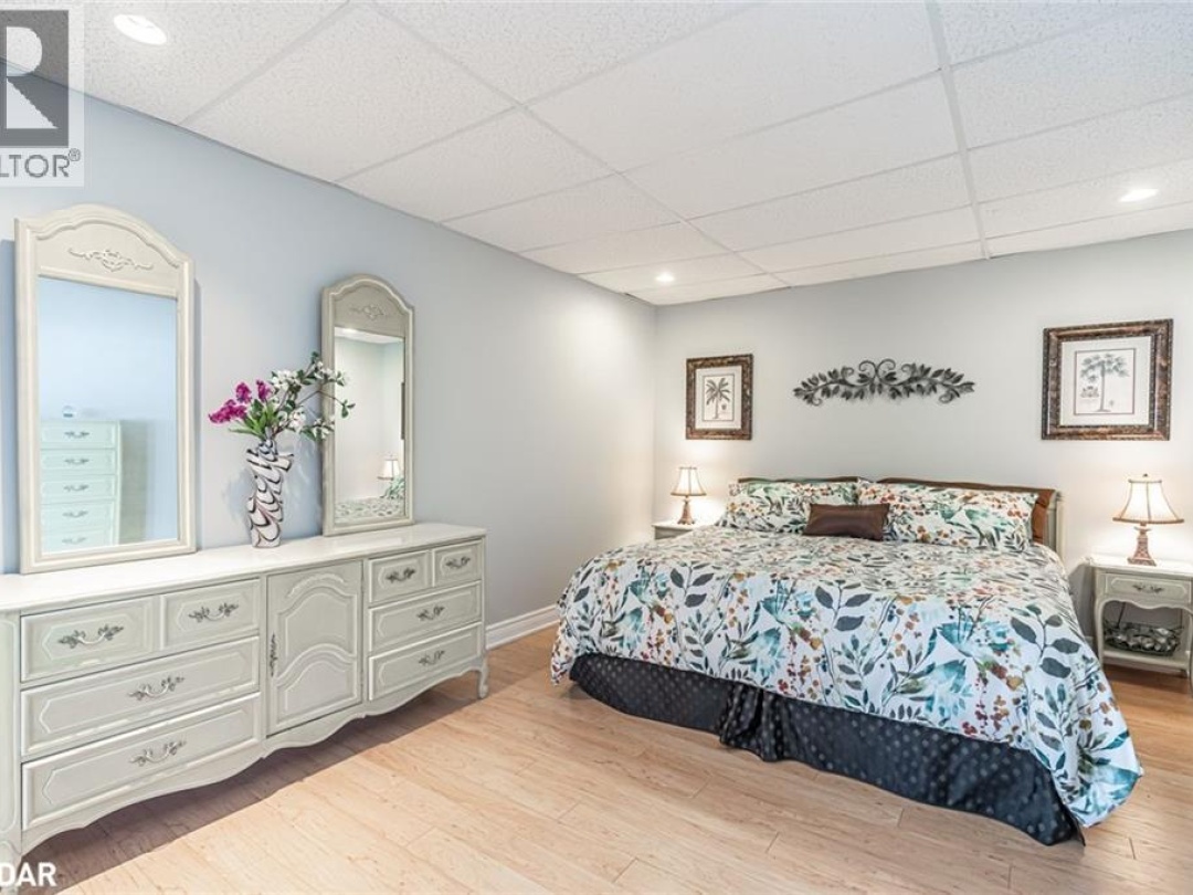 1372 DIVISION ROAD EAST, 