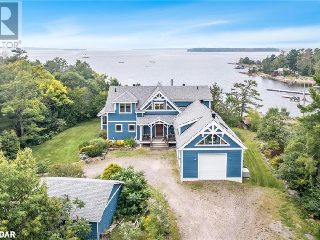 220 Kamenni Bay Road, Georgian Bay