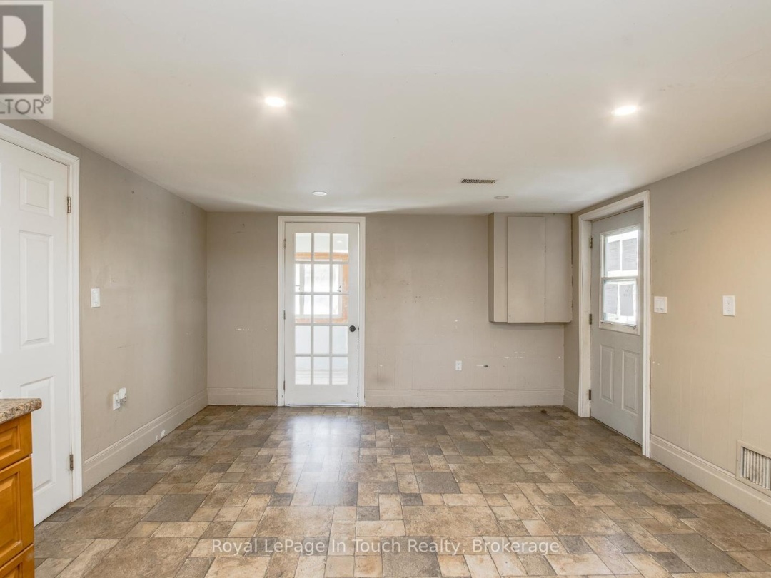 397 WILLIAM STREET, Tay (Victoria Harbour)