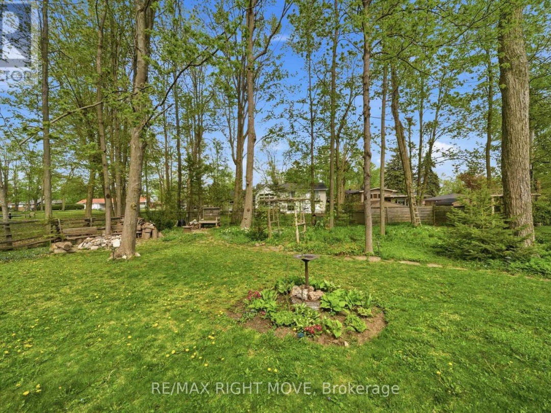 220 BELMORAL DRIVE, Orillia