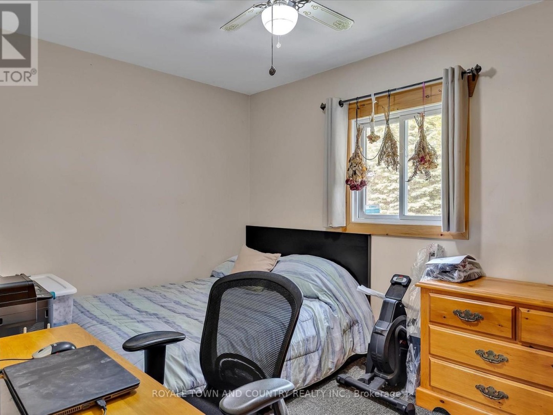 1042 TWEED DRIVE, Highlands East (Glamorgan)