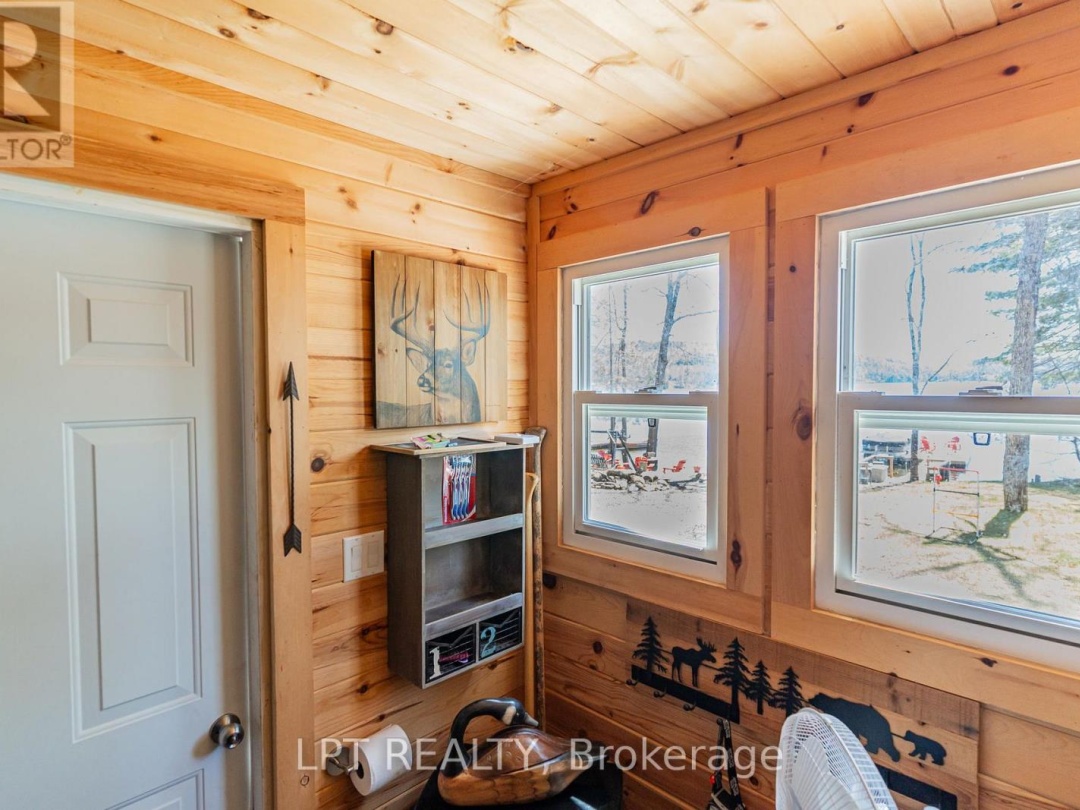 1369 HIPKISS DRIVE, Haliburton Lake