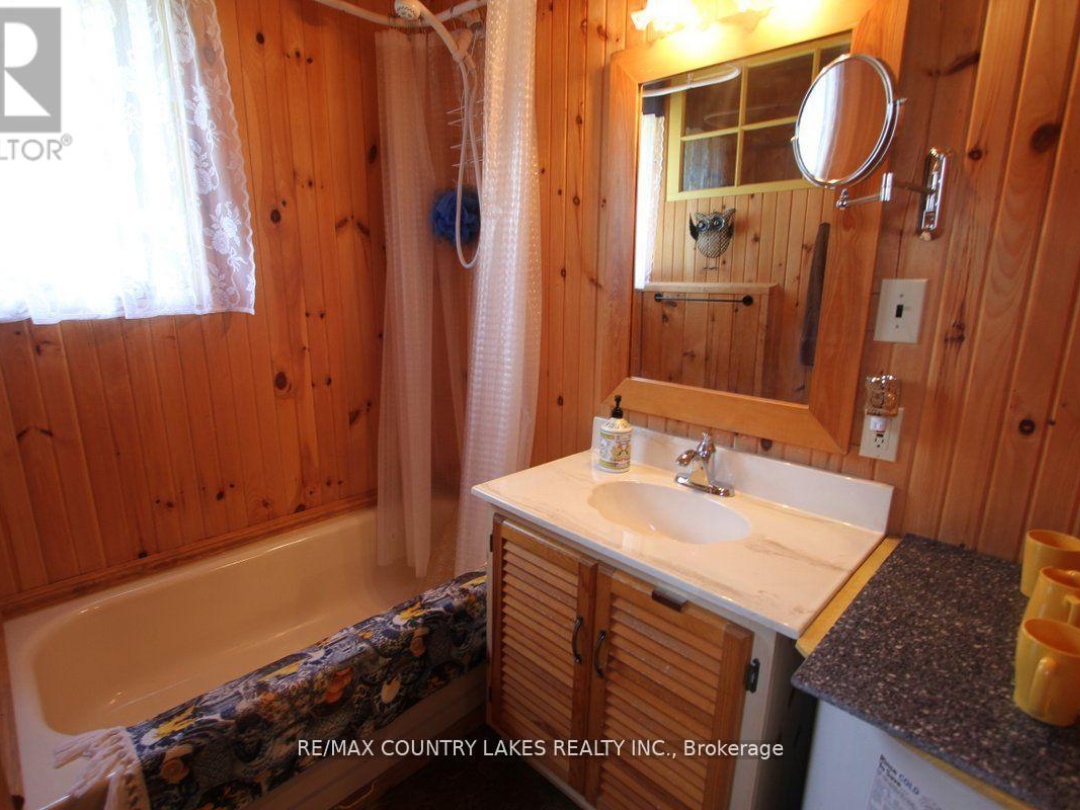 B40854 SOUTH HARBOUR LANE, Lake Simcoe