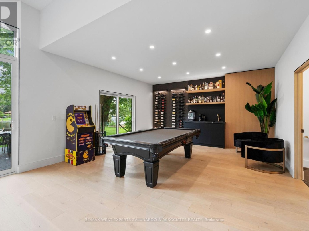 36 SIMCOE ROAD, Lake Simcoe