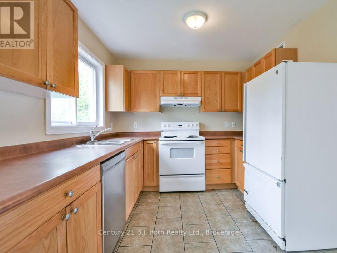 3416 Highview Avenue, Severn (West Shore)