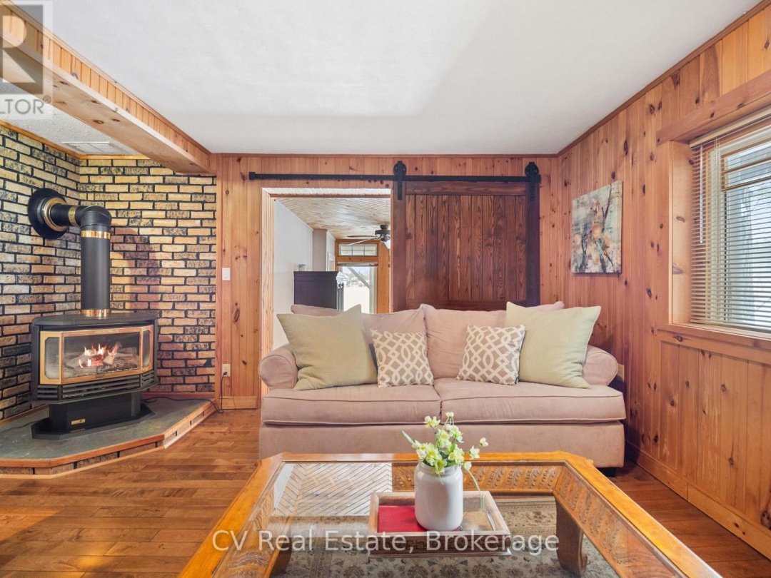1166 PARKERS POINT ROAD, Lake Muskoka