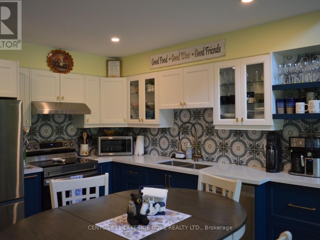 UNIT 8 - 41 LAGUNA PARKWAY, Lake Simcoe