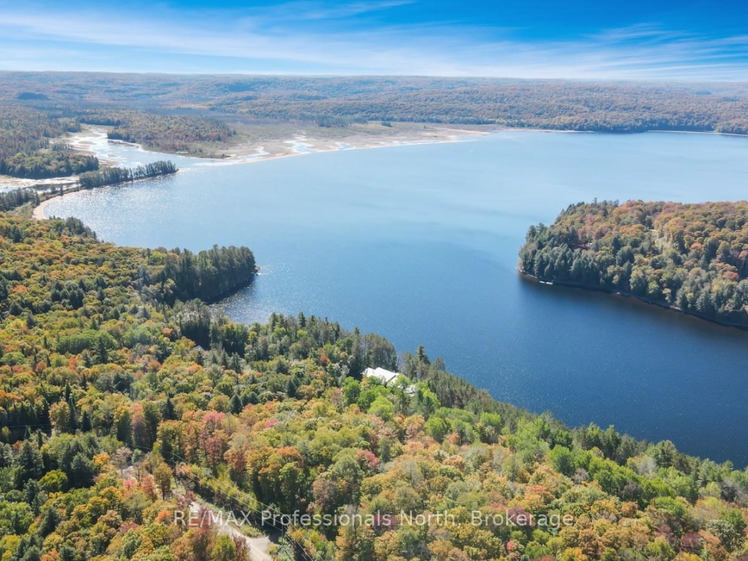 1083 KENDRA COURT, Percy Lake