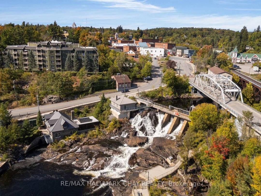 14 NICOLE PARK PLACE, 