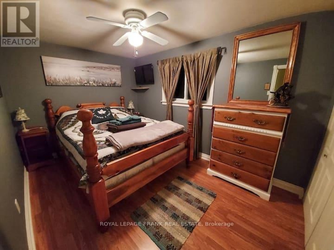 56 OAKDENE CRESCENT, Lake Scugog