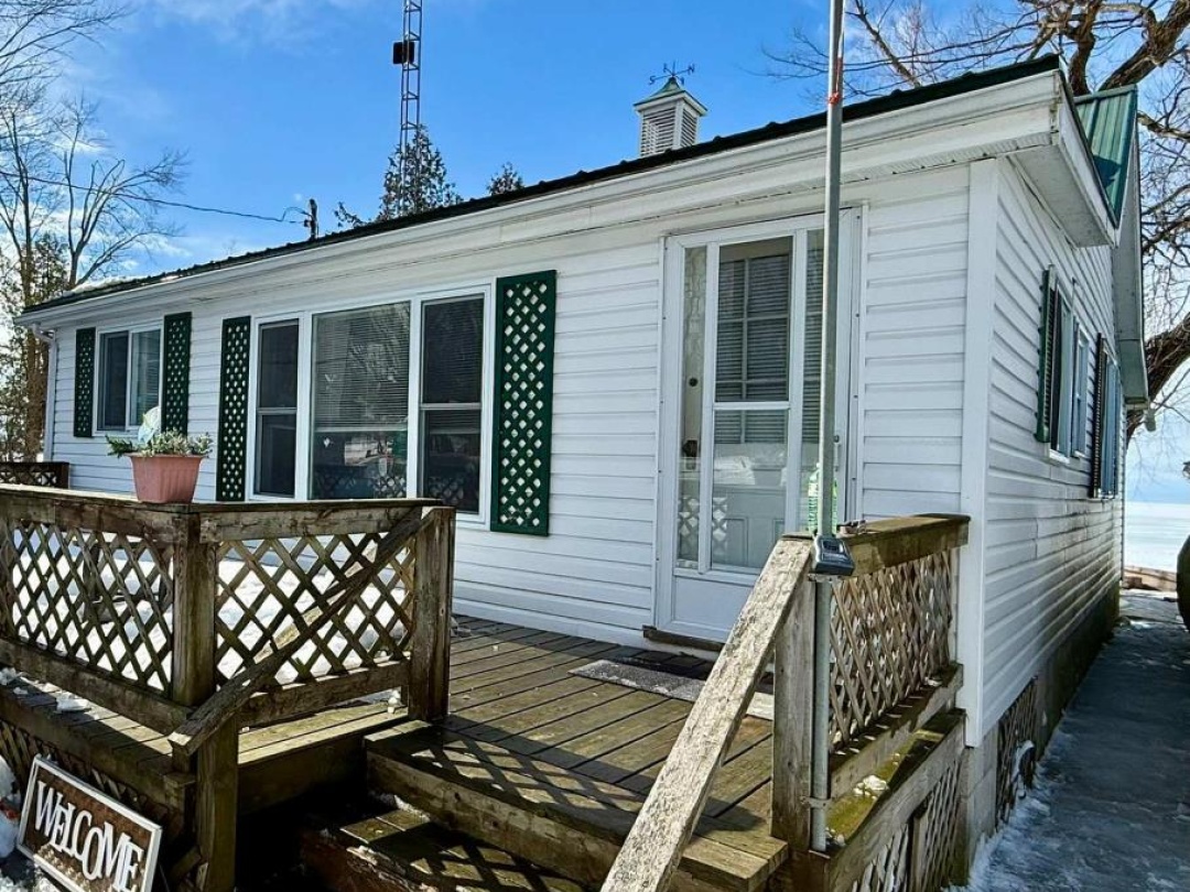 2644 LAKESHORE DRIVE, Lake Simcoe