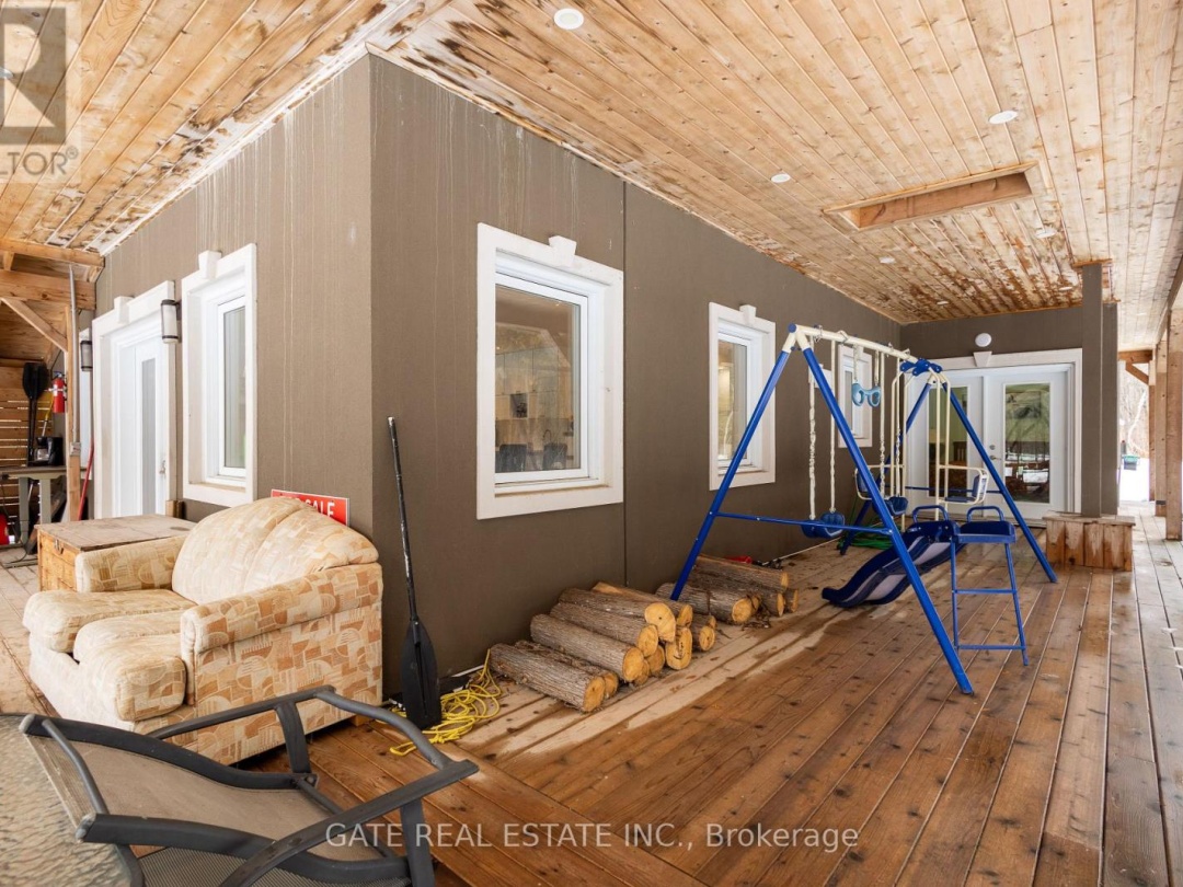 44 BASS LAKE ROAD, Pigeon Lake