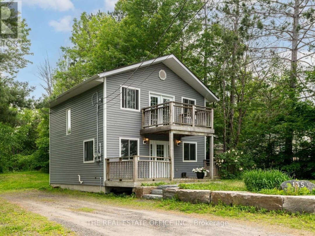 135 Hill Street, Gravenhurst