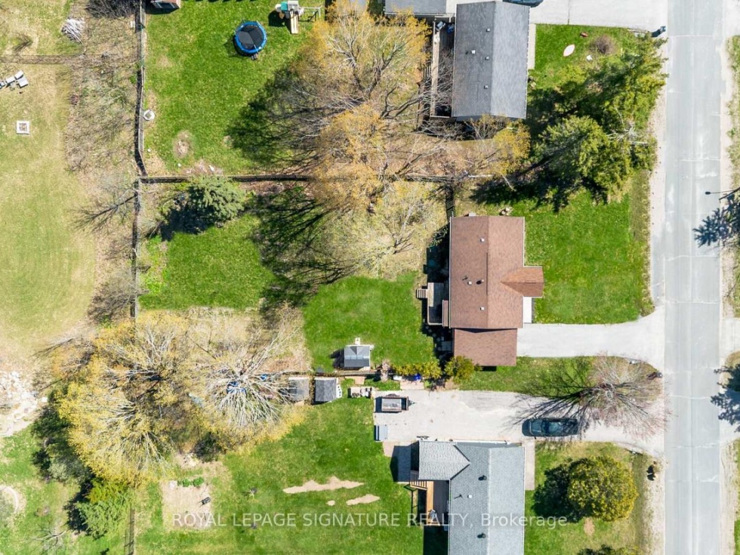 34 CHAMPLAIN CRESCENT, Oro-Medonte (Warminster)