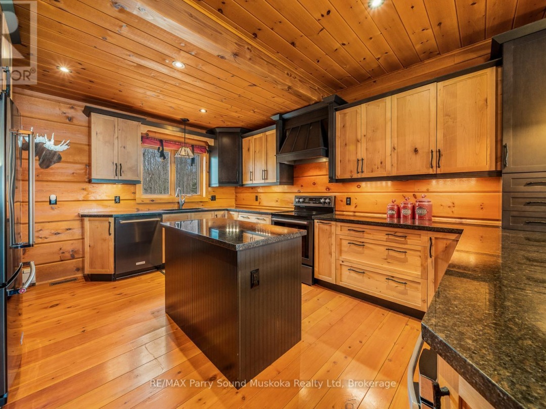48 WENDY'S LANE, Manitouwabing Lake