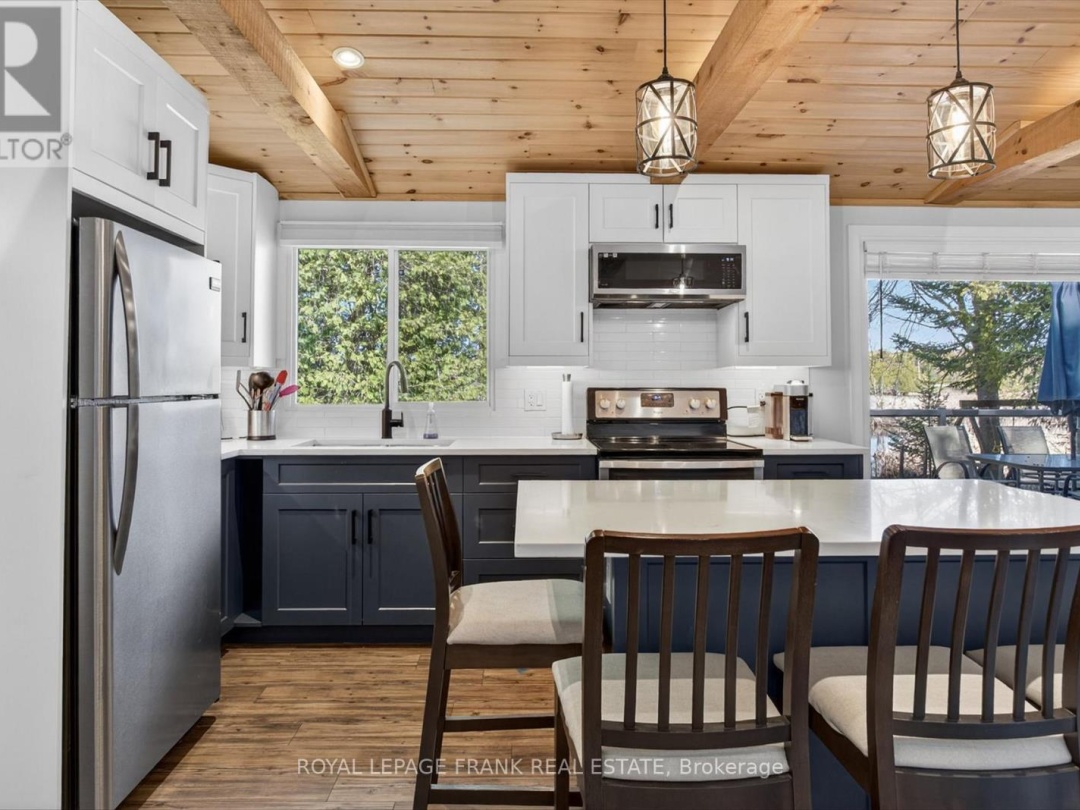 42 SUNSET COURT, Little Bald Lake