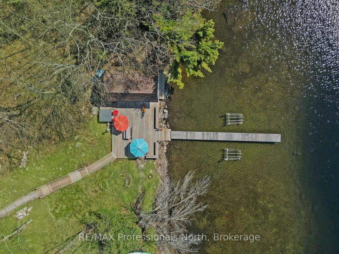 13914 HWY 35, Mountain Lake