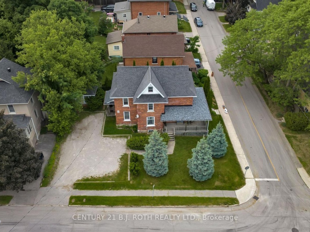 165 PARKVIEW AVENUE, 
