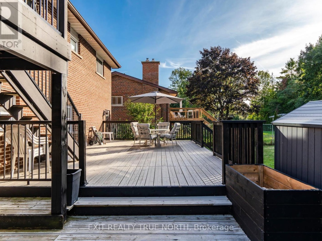 32 LANKIN BOULEVARD, 