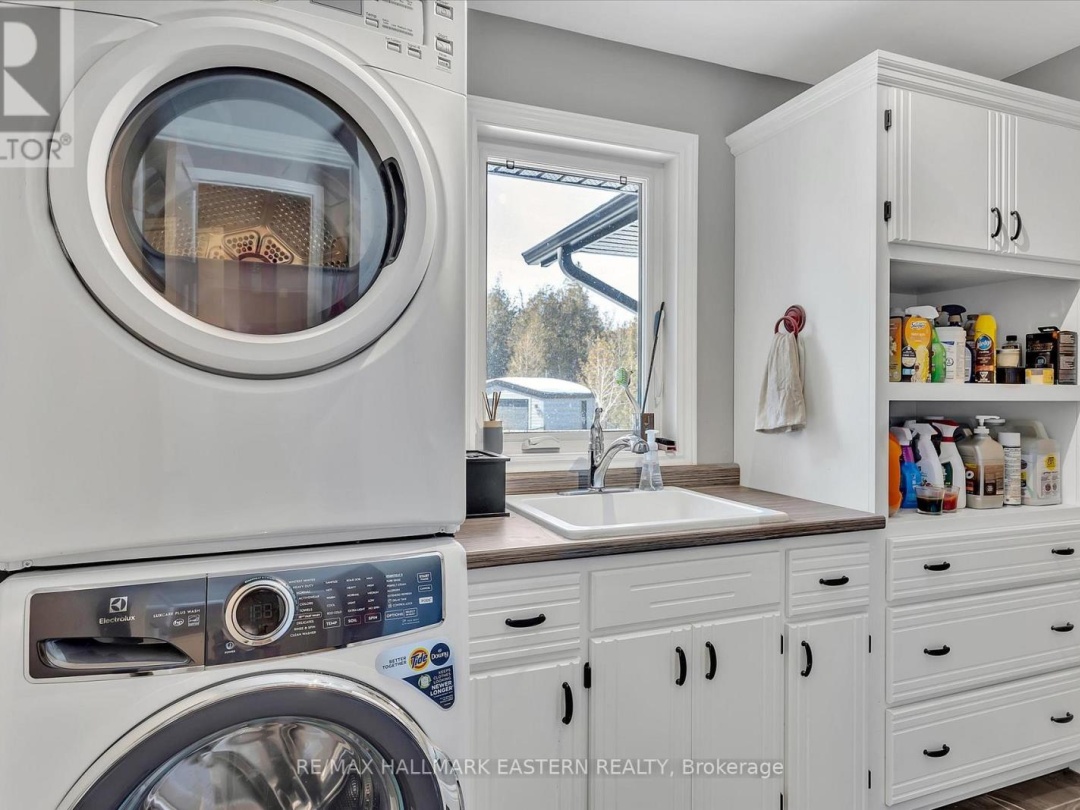 487 FAIRBAIRN ROAD, 
