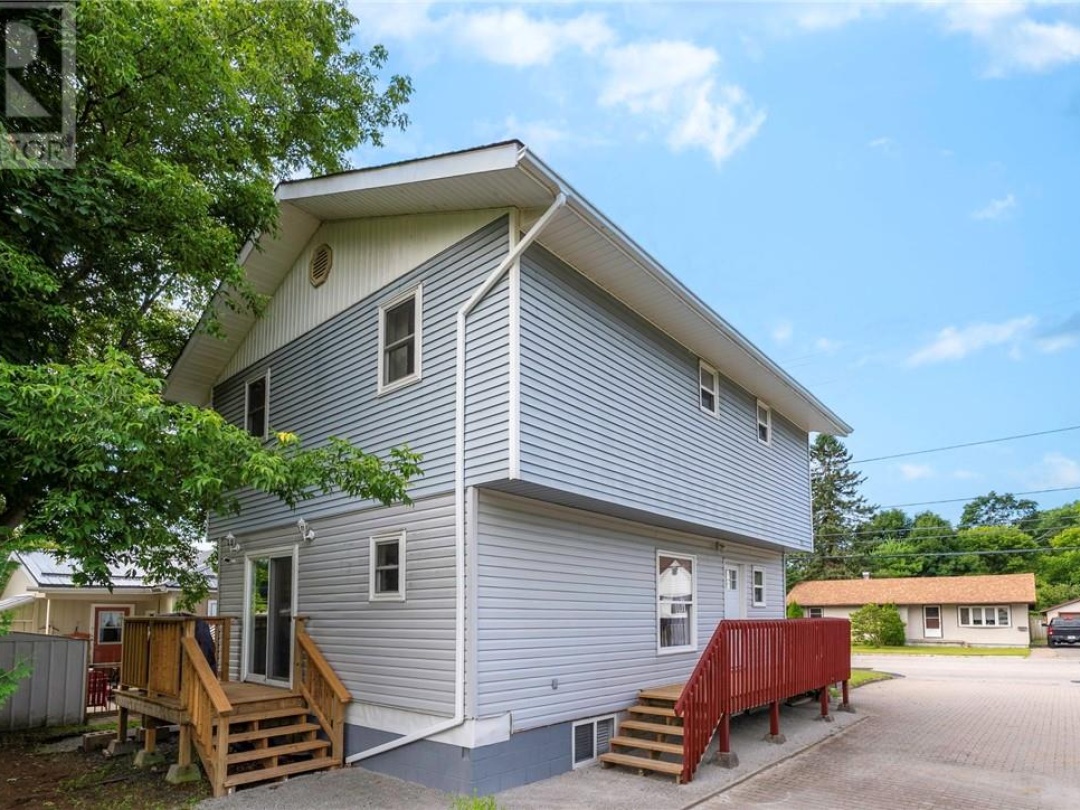 5 Hillcrest Avenue, 