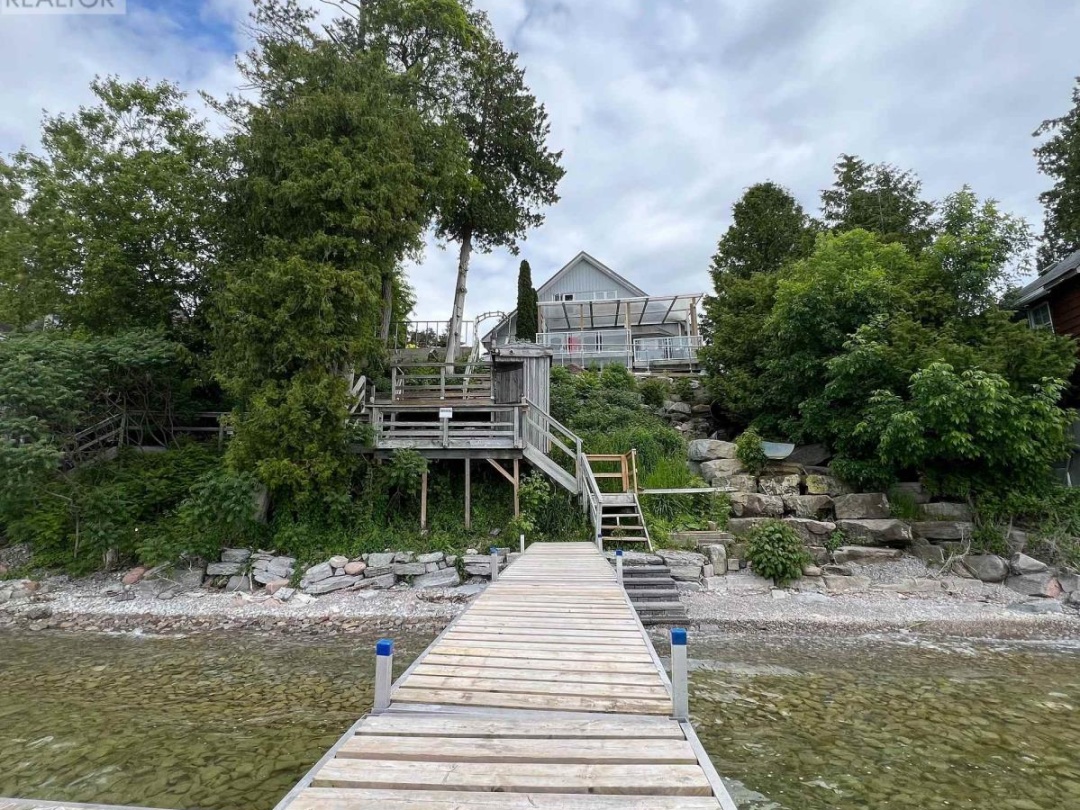 24940 THORAH PARK BOULEVARD, Lake Simcoe