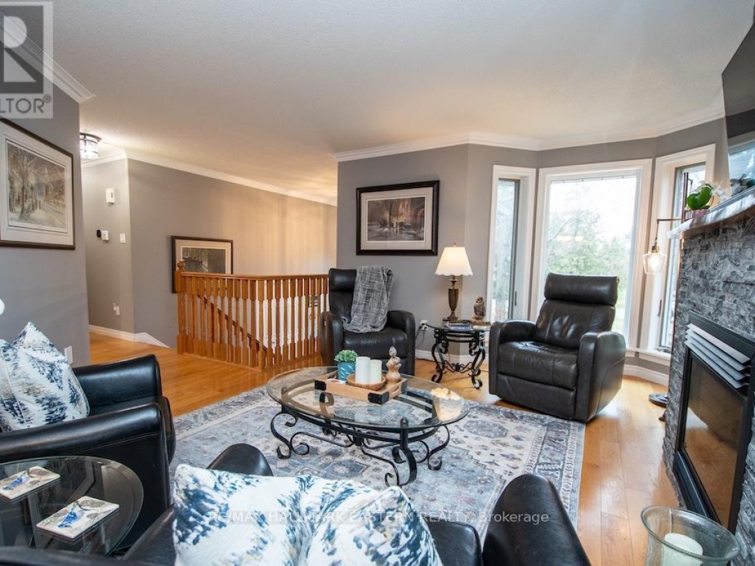 4 HUNTINGWOOD CRESCENT, Kawartha Lakes (Bobcaygeon)